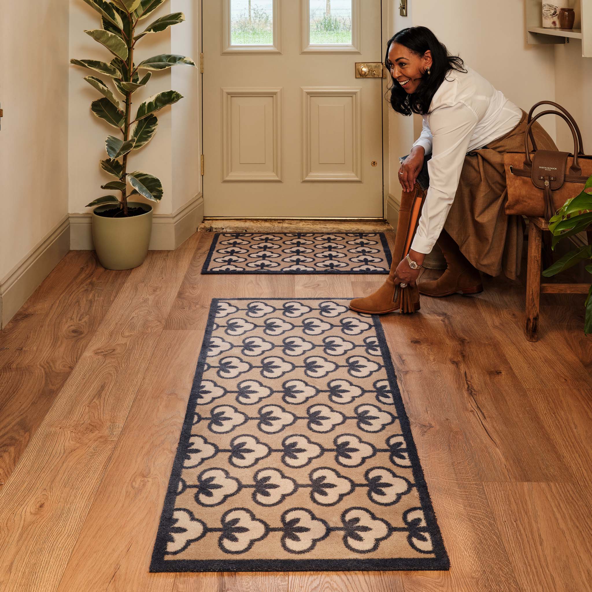 Retro Flower Neutral Washable Runner