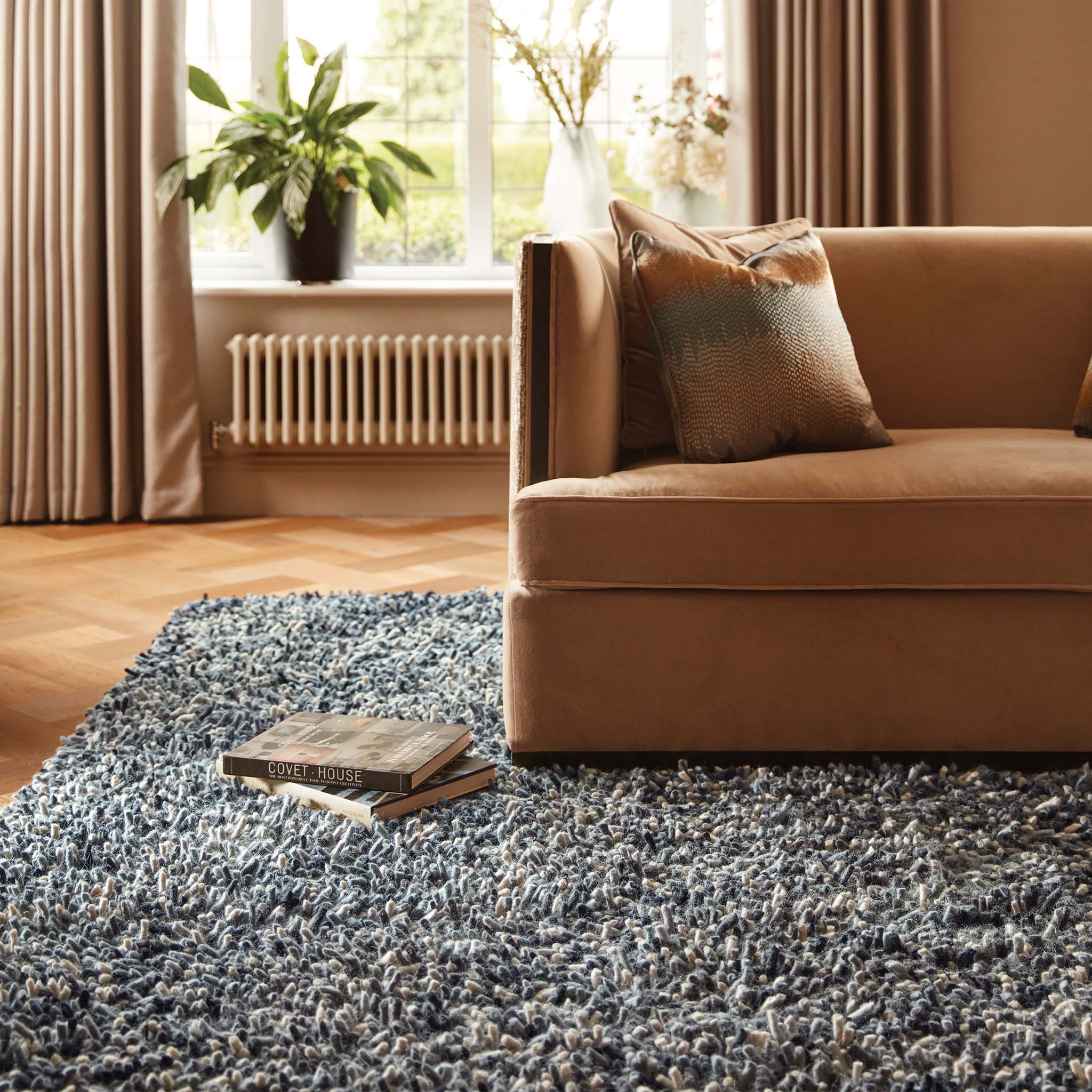 Rocks Shaggy Wool Rug Grey